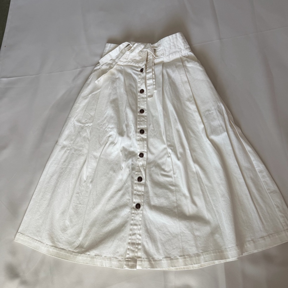 White Button-Front A-Line Skirt